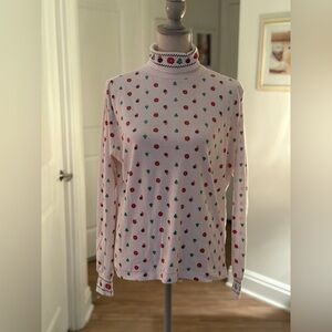Northern Isles Holiday Turtleneck Top – Pink Christmas Print